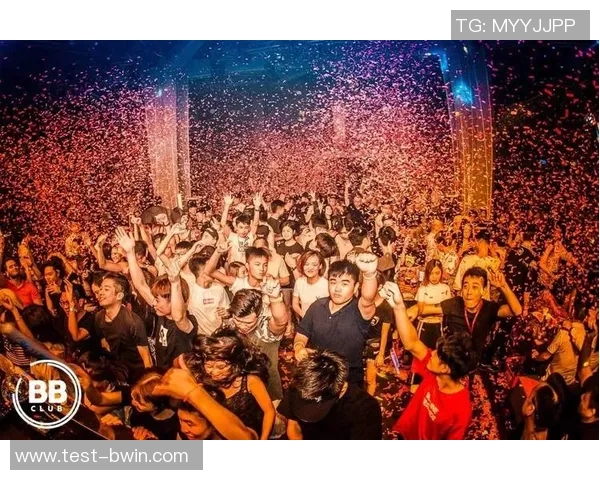 足球与DJ音乐的完美结合让激情与节奏在场上场下交融的狂欢盛宴