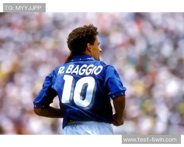 足球51号球衣的传奇故事与背后不为人知的球员心路历程 足球51号球衣的传奇故事与背后不为人知的球员心路历程